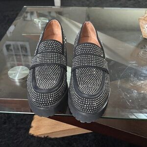 Elegant Studded Loafers in Black